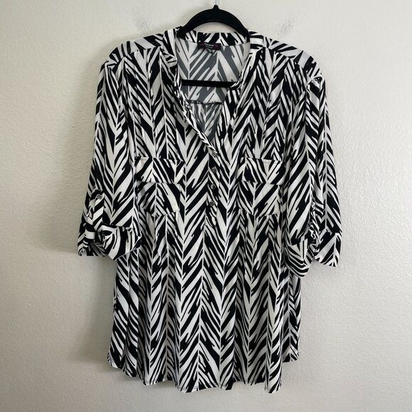 Cocomo Woman Plus 3X Black White Stretch Tunic Top Roll Tab Sleeve Shirt Blouse - Picture 7 of 11